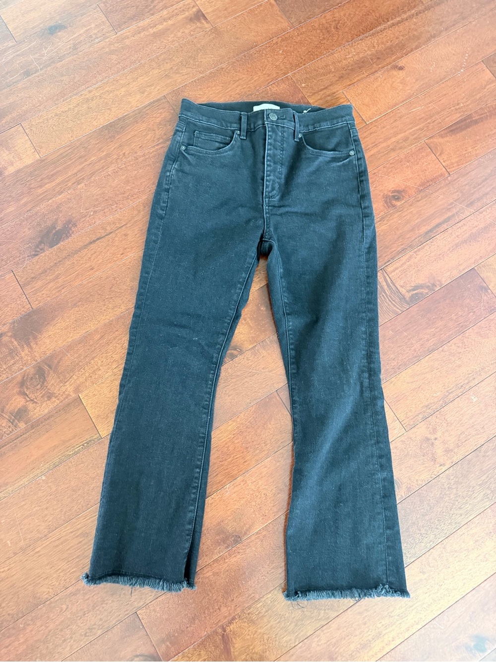 The LOFT Kick Crop Frayed Hem High Rise Black Jeans 27/4 Womens